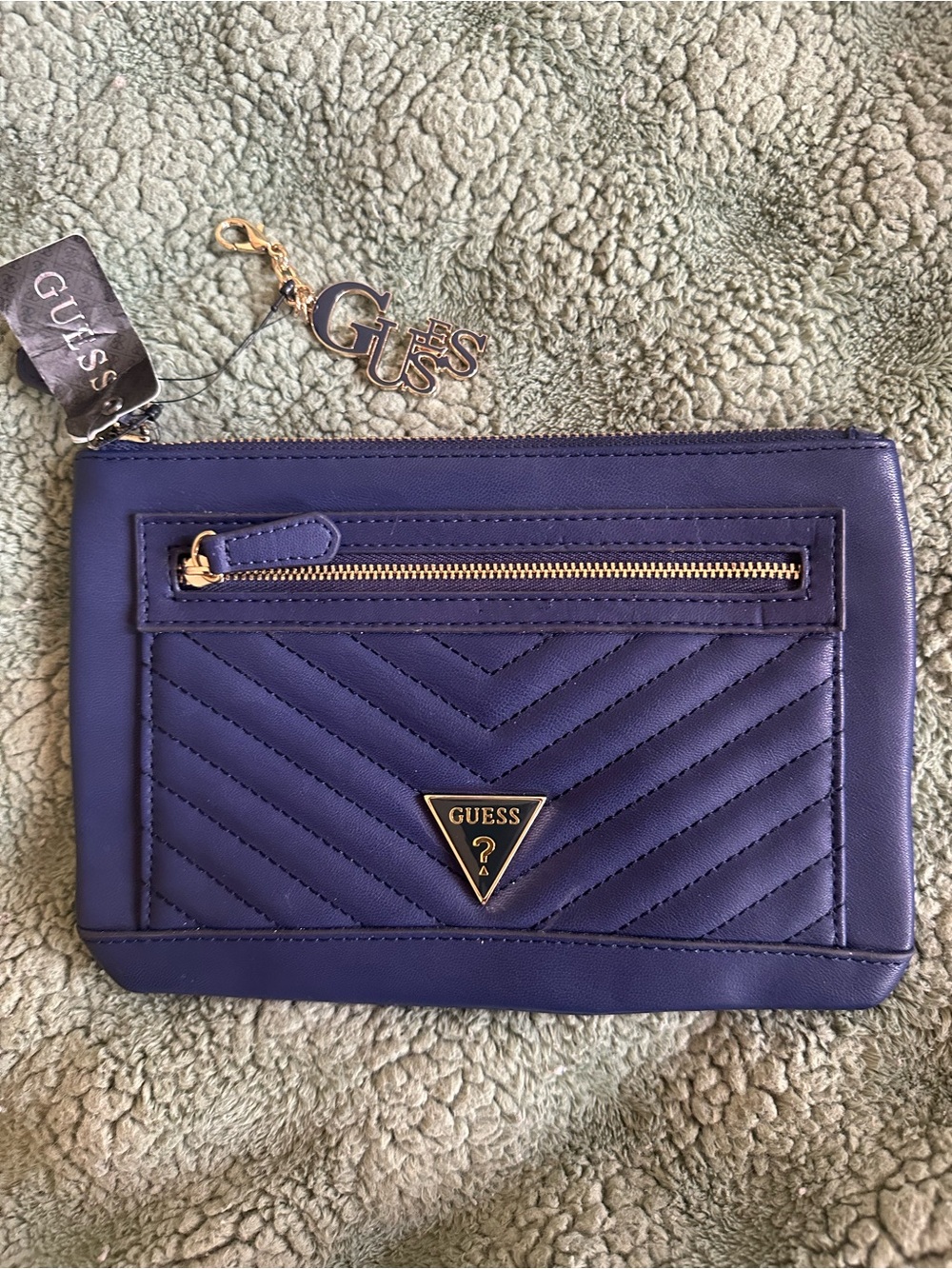 GUESS Quilted Purple pouch purse w/logo hangtag